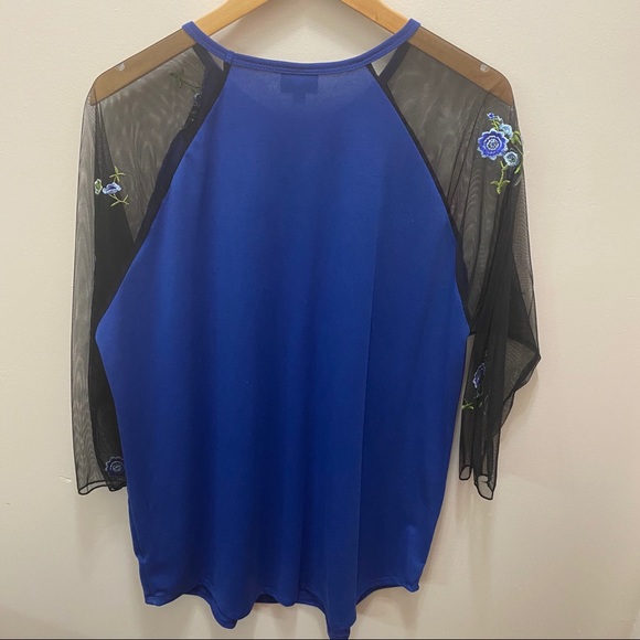 LulaRoe Sexy Baseball Tee Royal Blue & Floral - Picture 2 of 5